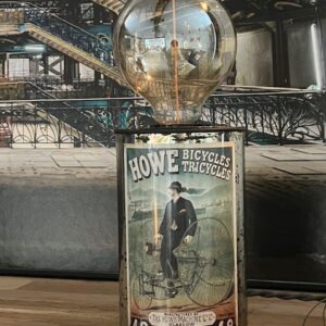 Lampe A bicyclette Howe